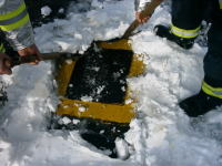 消火栓除雪中の写真