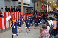 西少年消防クラブのパレード