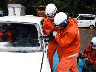 交通救助訓練を実施