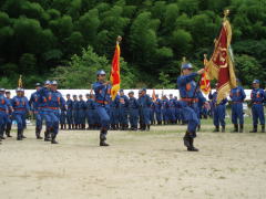 平成１９年　水防訓練　朝来消防団行進の写真